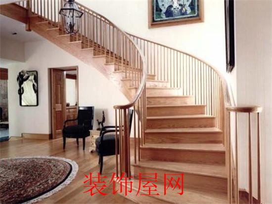 实木楼梯装修效果图 实木楼梯装修效果图